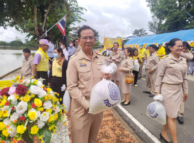 ผู้แทนสหกรณ์จังหวัดร้อยเอ็ดร่วมพิธีปล่อยพันธุ์สัตว์น้ำเฉลิมพระเกียรติพระบาทสมเด็จพระเจ้าอยู่หัวฯ ณ สวนสาธารณะประโยชน์หนองหูลิง อ.อาจสามารถ จ.ร้อยเอ็ด ... พารามิเตอร์รูปภาพ 5